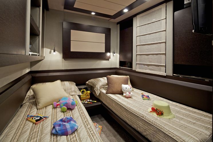 Charter Yacht THEA MALTA - Azimut 86 - 4 Cabins - Athens - Mykonos - Bodrum