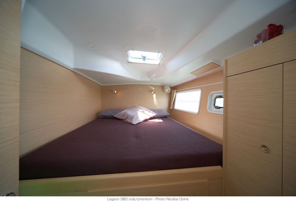 Charter Yacht Lagoon 380 - 4 Cabins - 2013 - Tortola