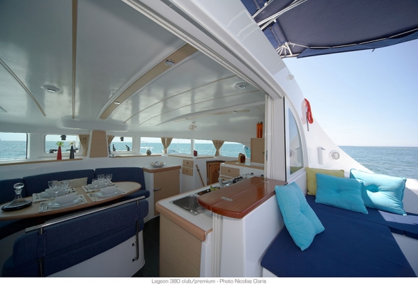 Charter Yacht Lagoon 380 - 4 Cabins - 2013 - Tortola