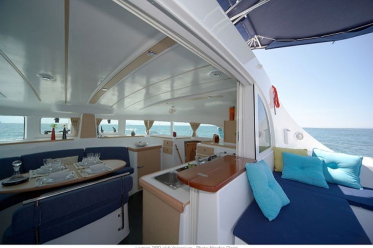 Charter Yacht Lagoon 380 - 4 Cabins - 2013 - Tortola
