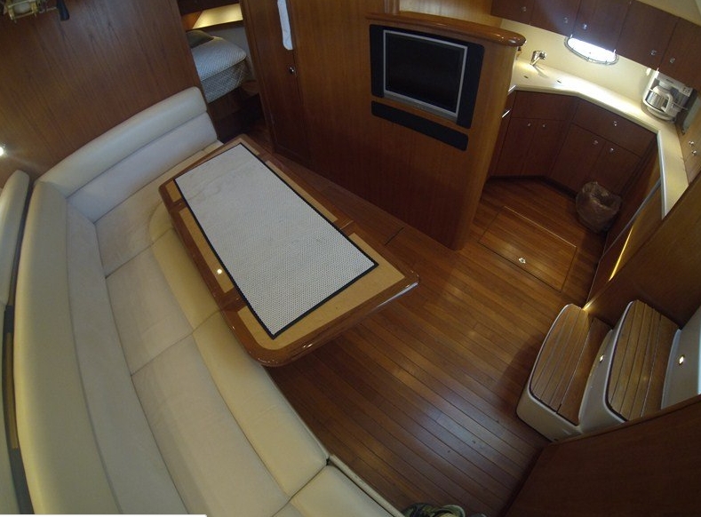 Charter Yacht Tiara 48 - 3 Cabins - La Paz - Cabo San Lucas - Mexico