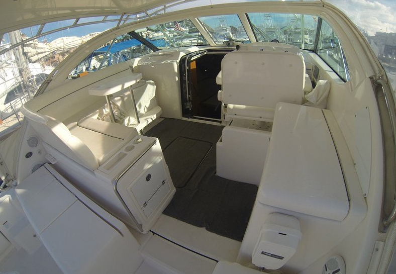 Charter Yacht Tiara 48 - 3 Cabins - La Paz - Cabo San Lucas - Mexico