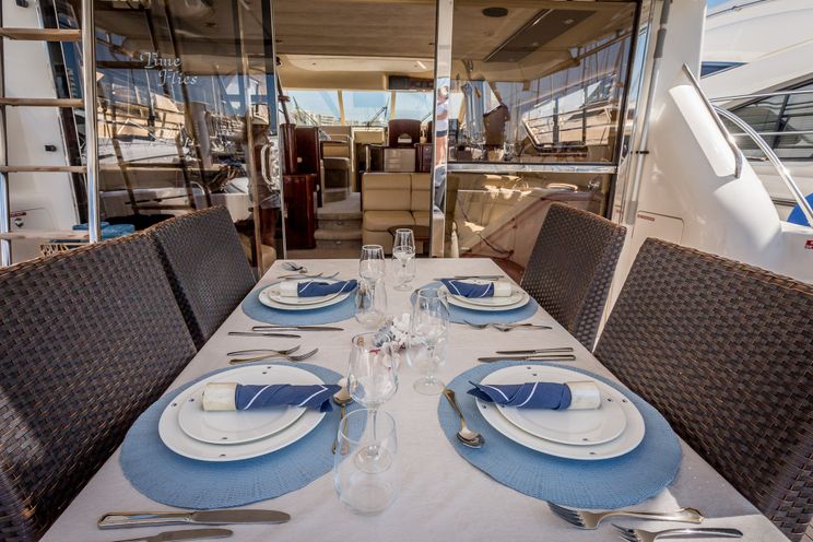 Charter Yacht TIME FLIES - Princess 60 - 3 Cabins - Mallorca