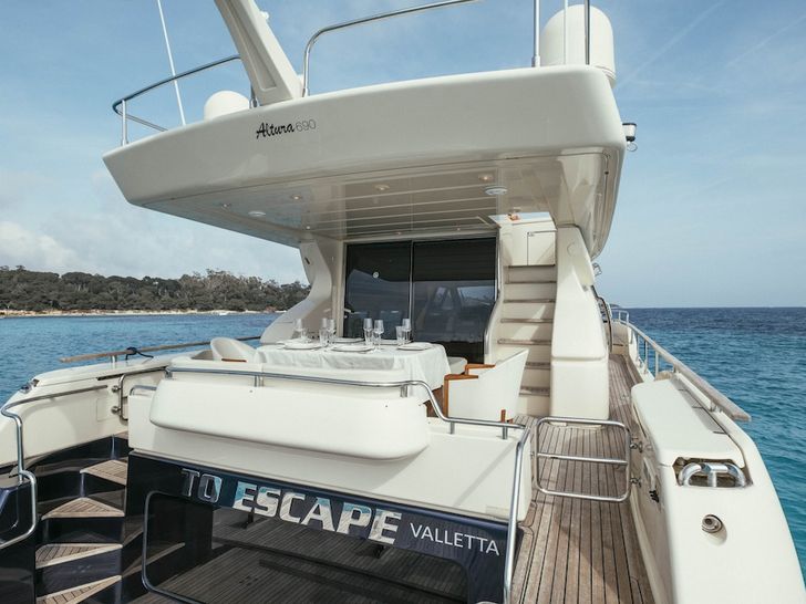 TO ESCAPE - Aft Deck 1 TO ESCAPE - Aft Deck 1