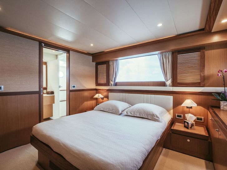 TO ESCAPE - Master Cabin TO ESCAPE - Master Cabin