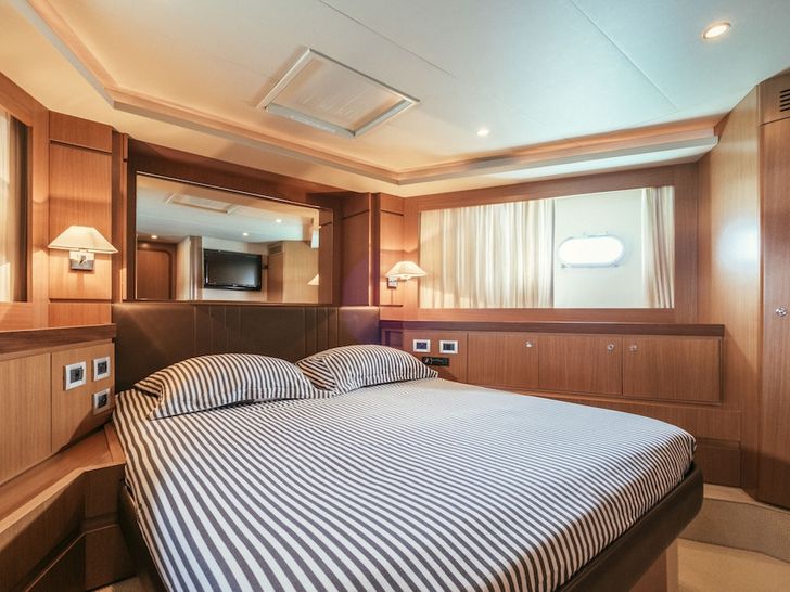 TO ESCAPE - VIP Cabin TO ESCAPE - VIP Cabin