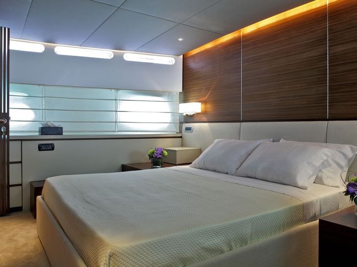 TROPICANA - VIP Cabin TROPICANA - VIP Cabin