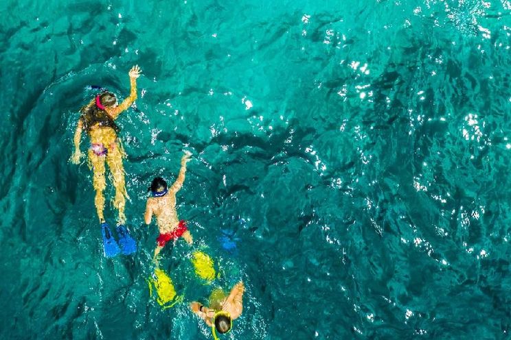 Charter Yacht HUNTRESS - Lagoon 620 - 4 Cabins - Tortola - Virgin Gorda - Anegada