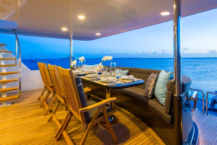 Charter Yacht UNBRIDLED - Crescent 116 - 4 Cabins - Nassau - Staniel Cay - Exumas - Bahamas