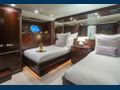 UNBRIDLED - Crescent 116,twin cabin
