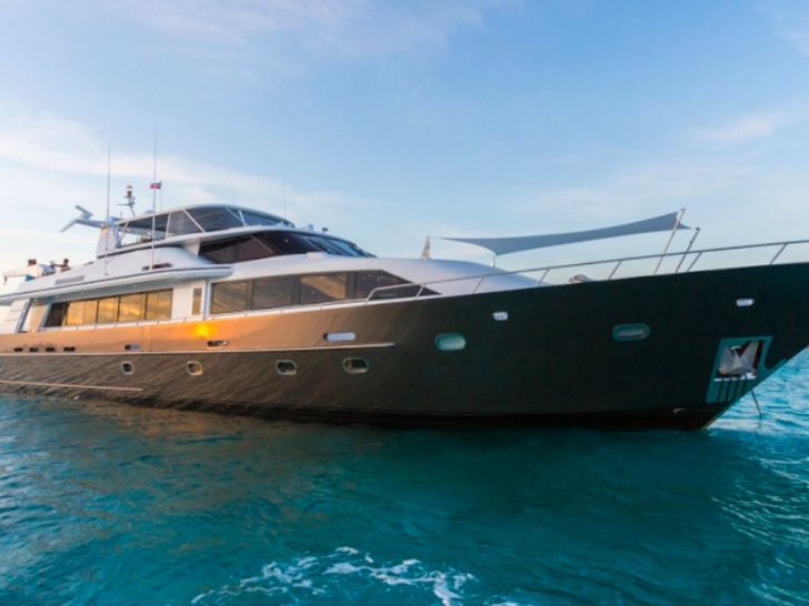 UNBRIDLED - Crescent 116,main profile UNBRIDLED - Crescent 116,main profile