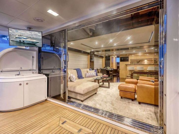 VALERE Azimut 84 Motor Yacht Aft Deck VALERE Azimut 84 Motor Yacht Aft Deck