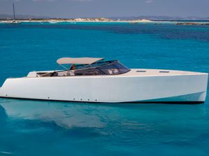 Van Dutch 40 - Day Charter for up to 9 people - VIP Marina Ibiza - Ibiza Port - San Antonio - Formentera Van Dutch 40 - Day Charter for up to 9 people - VIP Marina Ibiza - Ibiza Port - San Antonio - Formentera