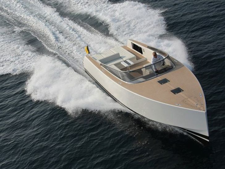 Van Dutch 40 Cruising Van Dutch 40 Cruising