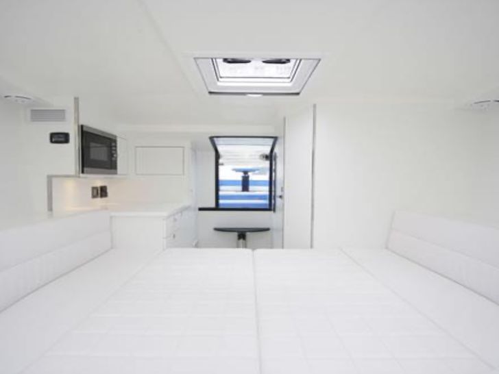 Van Dutch 40 Cabin Van Dutch 40 Cabin