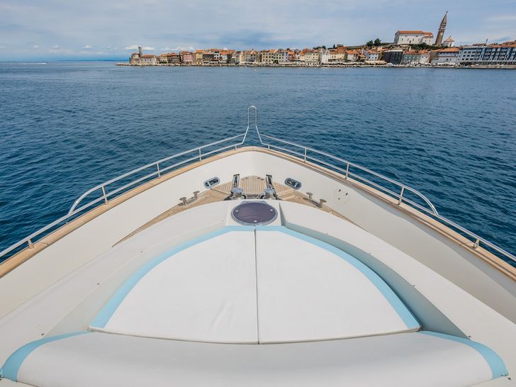 Foredeck Foredeck