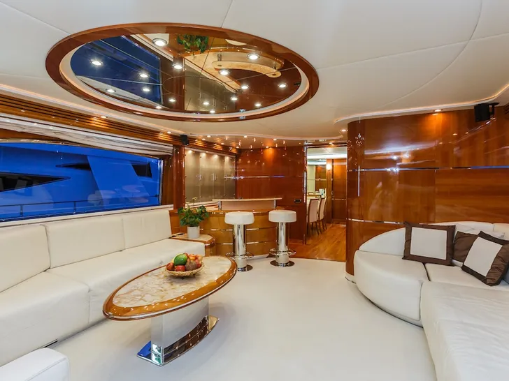 Saloon Saloon