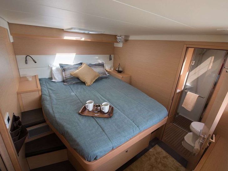 VENTANA Lagoon 52 Cabin VENTANA Lagoon 52 Cabin