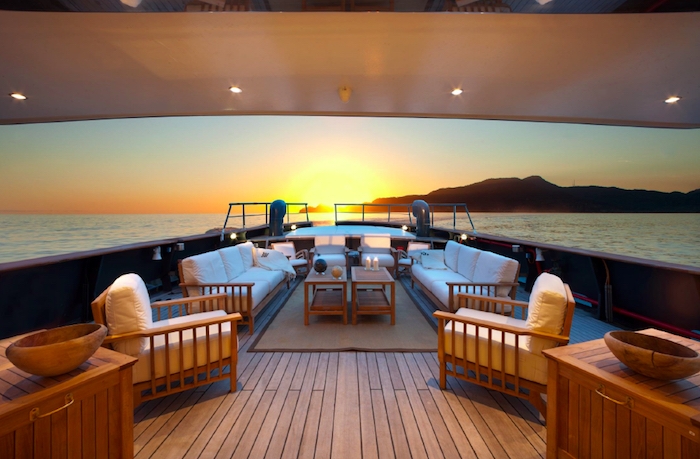 Charter Yacht VERVECE - Benetti 30m Tug - 4 Cabins - Cannes - Monaco - Naples - Capri - Amalfi