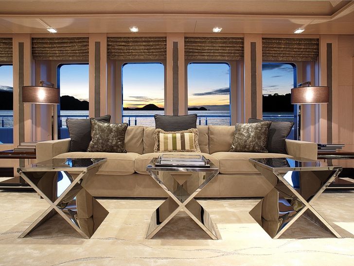 Main Deck Lounge