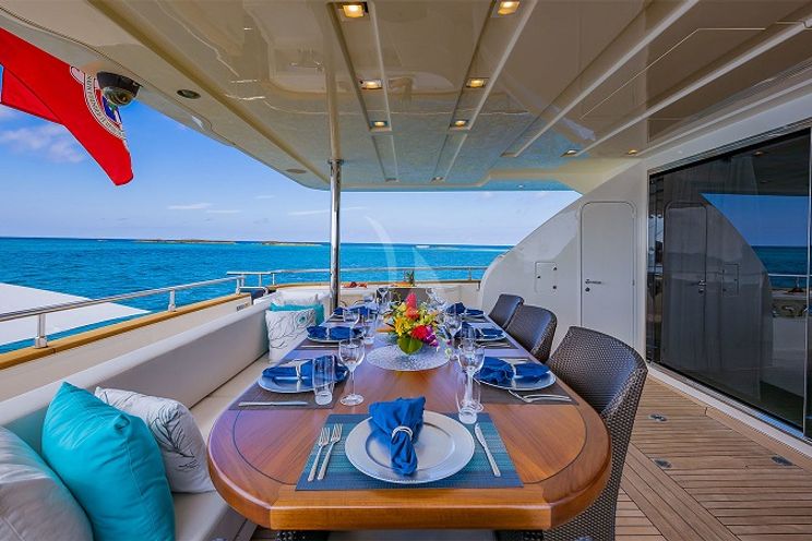 Charter Yacht VIDA BOA - Ferretti 100 - 5 Cabins - Nassau - Georgetown - Ft Lauderdale