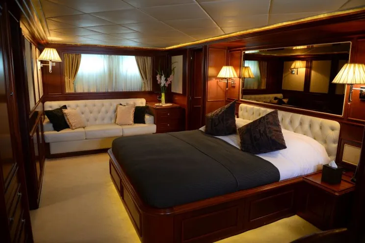 Charter Yacht VINTAGE - Ferretti 27m - 4 Cabins - Gocek - Bodrum - Mamaris