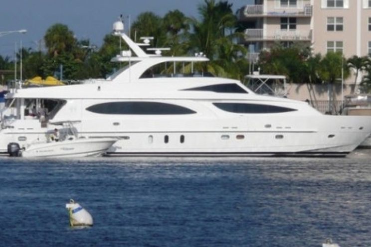 Charter Yacht VITESSE - Hargrave 100 - 4 Cabins - Nassau - Georgetown - Paradise Island
