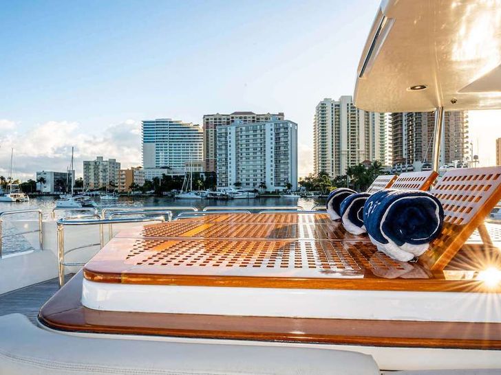 VIVERE Azimut 116 Jacuzzi VIVERE Azimut 116 Jacuzzi