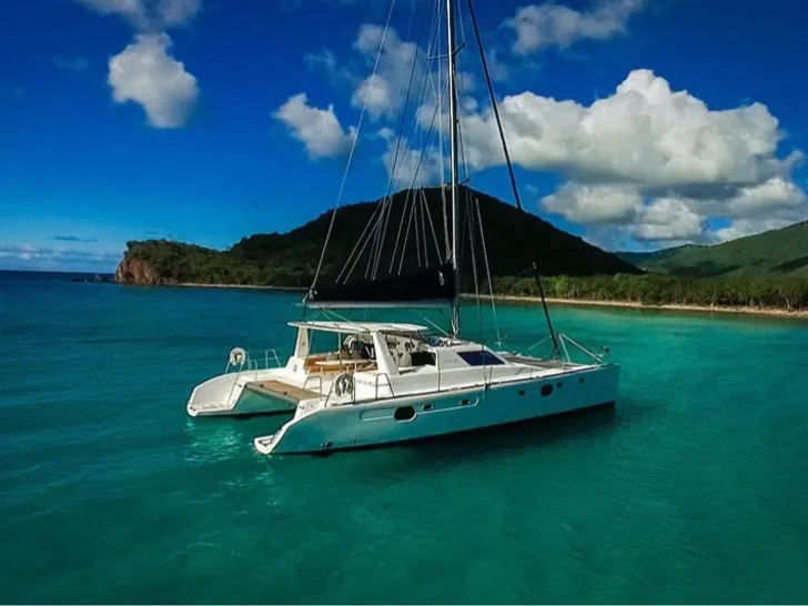 Voyage 480 Electric at home in the BVI Voyage 480 Electric at home in the BVI