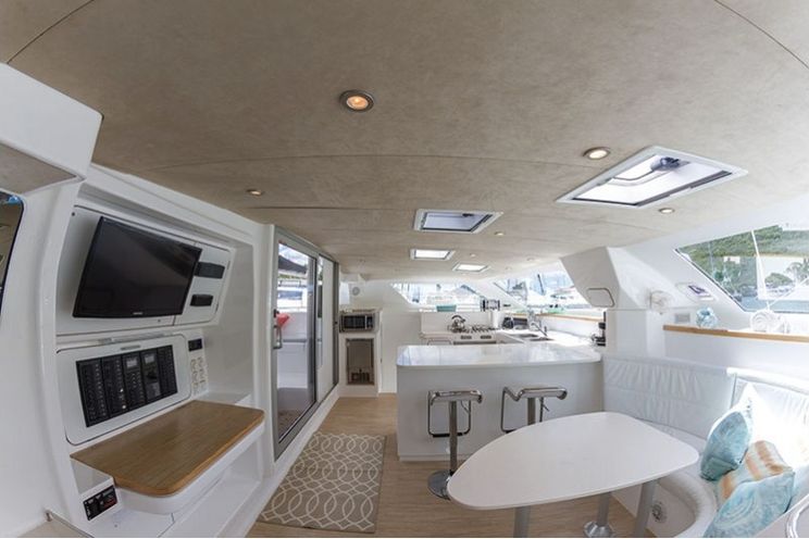 Charter Yacht Voyage 480 ELECTRIC - 4 Cabins - Tortola - St Thomas - BVI