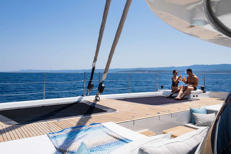 Charter Yacht VULPINO - Sunreef 60 - 4 Cabins - Trogir - Split - Kastela - Dubrovnik - Croatia