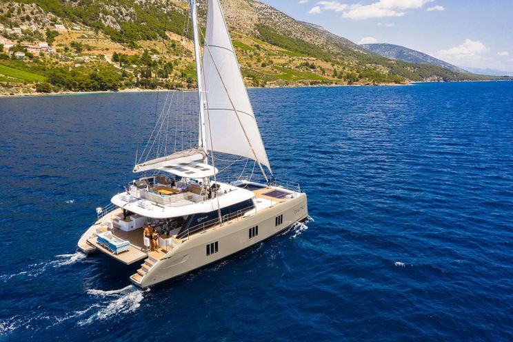 Charter Yacht VULPINO - Sunreef 60 - 4 Cabins - Trogir - Split - Kastela - Dubrovnik - Croatia