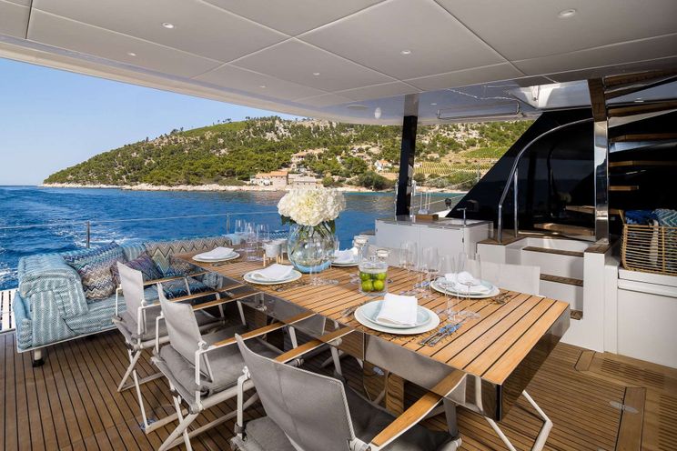 Charter Yacht VULPINO - Sunreef 60 - 4 Cabins - Trogir - Split - Kastela - Dubrovnik - Croatia