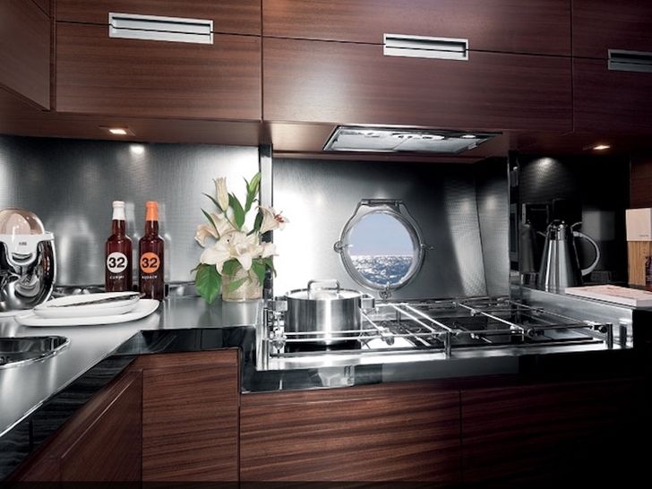 Azimut 62 WARREN KELLY Kitchen Azimut 62 WARREN KELLY Kitchen