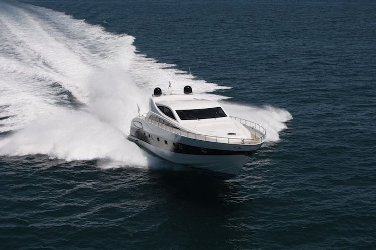Charter Yacht WELL DONE - Alfamarine 78 - 3 Cabins - St Tropez - Cogolin - Port Grimaud - French Riviera
