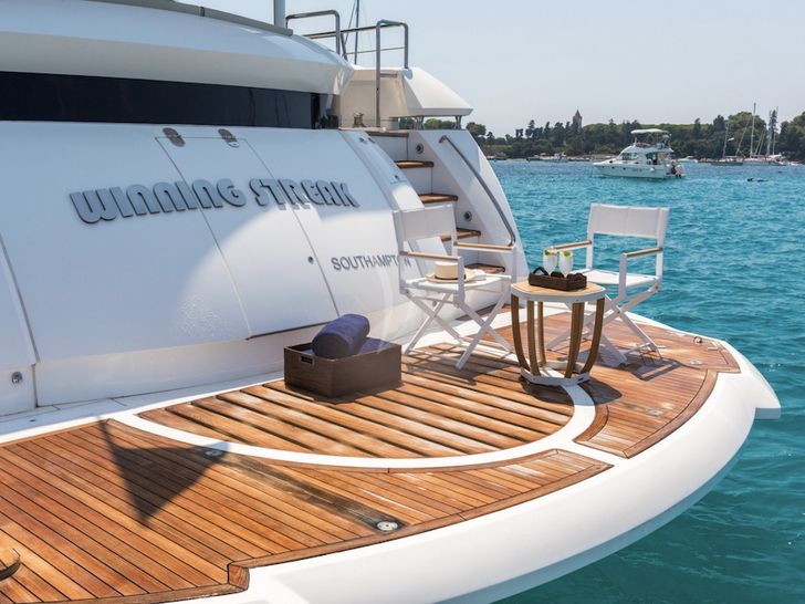 WINNING STREAK 2 Sunseeker 94 - swimming platform WINNING STREAK 2 Sunseeker 94 - swimming platform