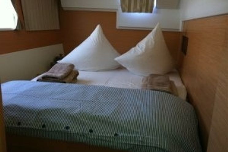 Charter Yacht Yachtacor II