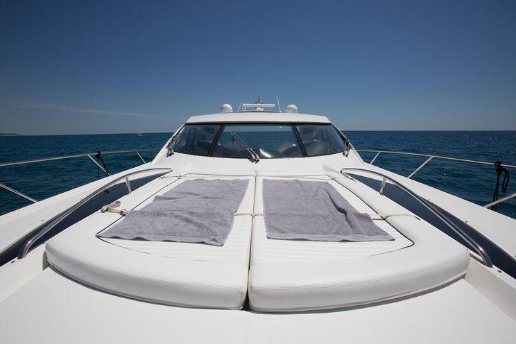 Charter Yacht YANSIKA - Sunseeker Predator 68 - 2 Cabins - Ibiza - Formentera - Balearics