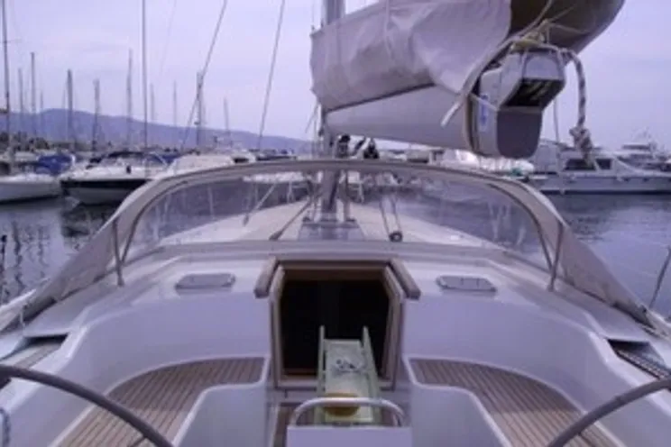 Charter Yacht YIANNIS 65S - Hanse 540e - 3 Cabins - Athens