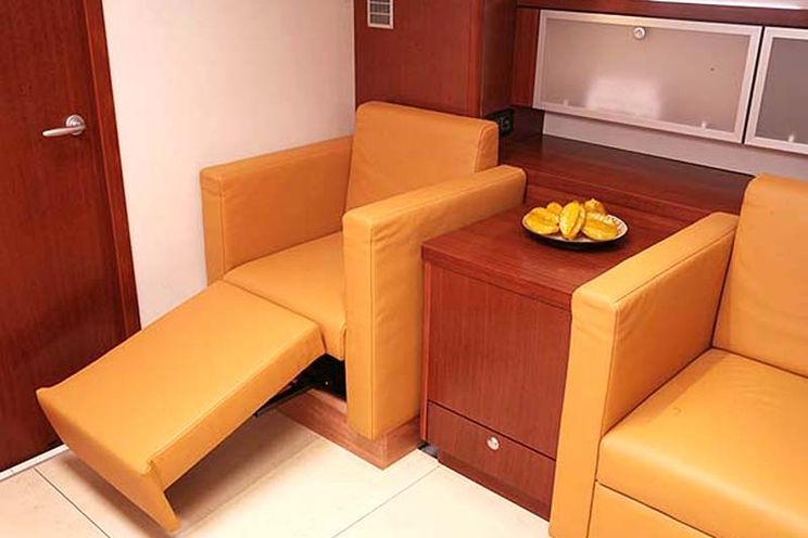 Charter Yacht YIANNIS 65S - Hanse 540e - 3 Cabins - Athens