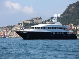 ZALIV III - Mondomarine 50m - 6 cabins - Athens - Mykonos - Zakynthos ZALIV III - Mondomarine 50m - 6 cabins - Athens - Mykonos - Zakynthos