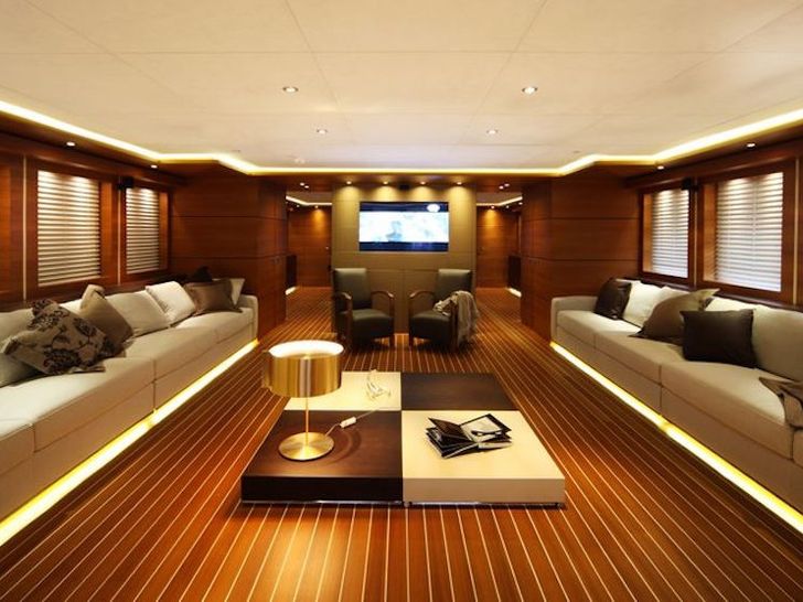 Saloon Saloon