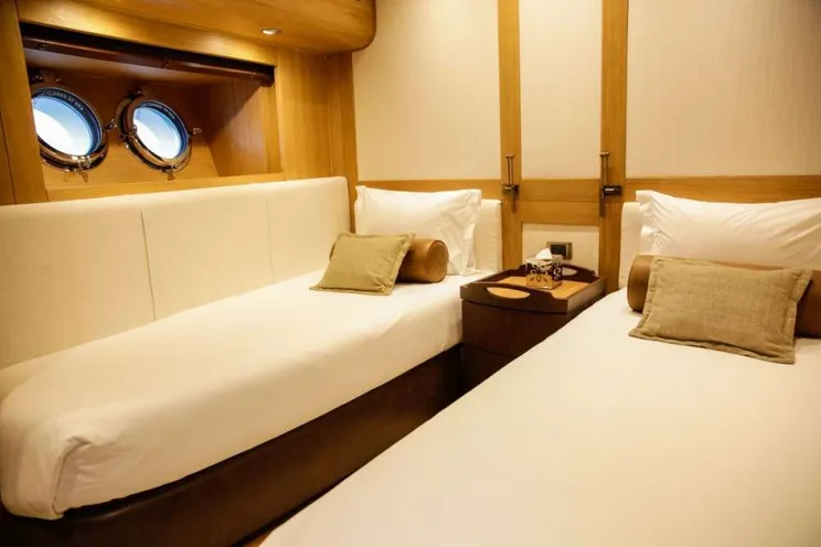 Charter Yacht ZANZIBA - Etemoglu 40m - 5 Cabins - West Med. - Sardinia - Naples - Corsica