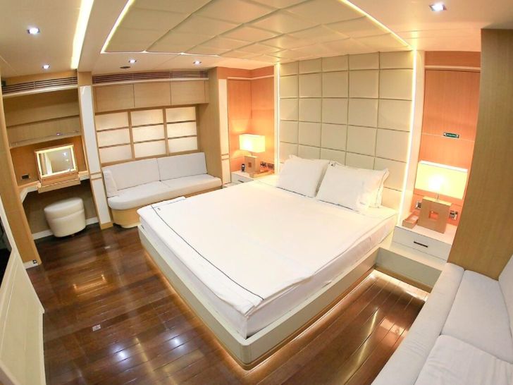 ZELDA - Su Marine 131 Ketch ZELDA - Su Marine 131 Ketch