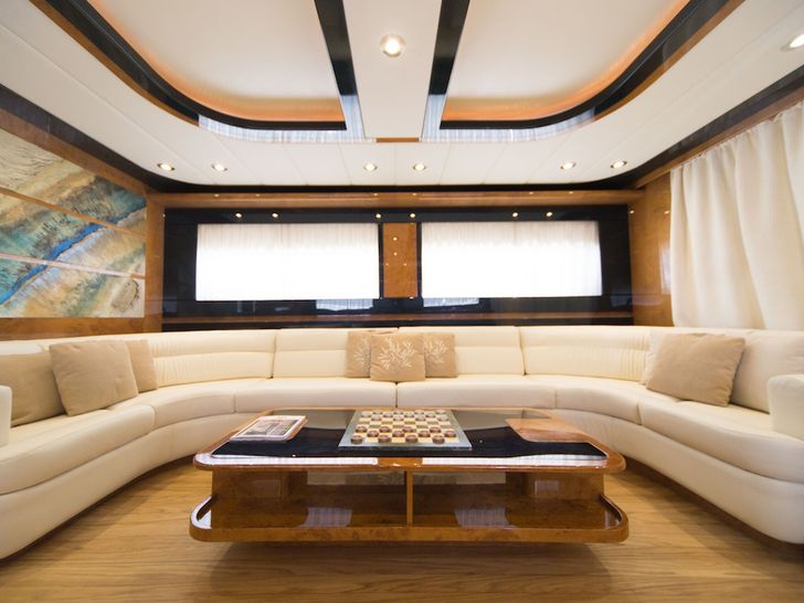 ZIA CANAIA Riva Opera 80 - saloon seating ZIA CANAIA Riva Opera 80 - saloon seating