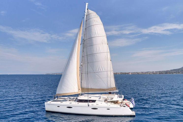 Charter Yacht WORLD`S END - Fountaine Pajot Galathea 65 - 5 Cabins - Athens - Mykonos - Cyclades - Greece - Praslin - Seychelles - Indian Ocean