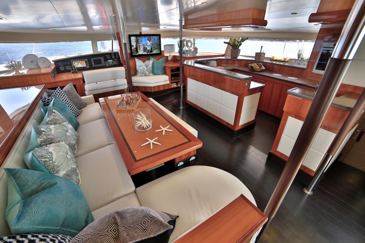 Charter Yacht WORLD`S END - Fountaine Pajot Galathea 65 - 5 Cabins - Athens - Mykonos - Cyclades - Greece - Praslin - Seychelles - Indian Ocean