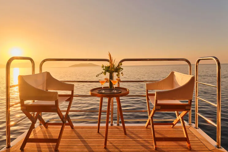 Charter Yacht MAKANI II - Predator 115 - 5 Cabins - Athens - Mykonos - Paros - Cyclades - Greece
