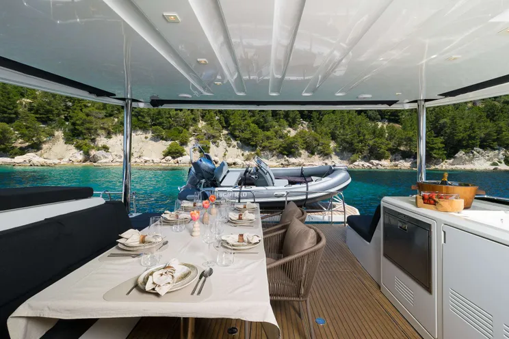 Charter Yacht CHAMPAGNE PLEASE - Lagoon 55 - 4 Cabins - Split - Dubrovnik - Hvar - Croatia