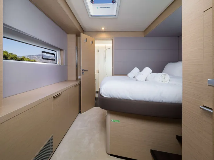 CHAMPAGNE PLEASE Lagoon 55 - VIP cabin 1 CHAMPAGNE PLEASE Lagoon 55 - VIP cabin 1
